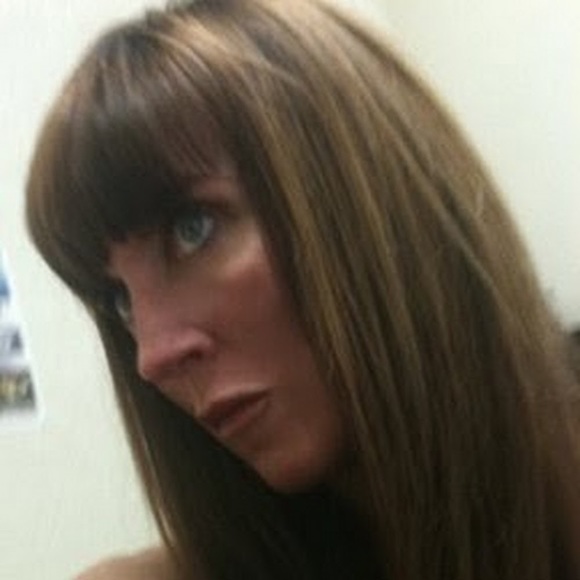 Meet your Posher, Angela - Picture 1 of 1